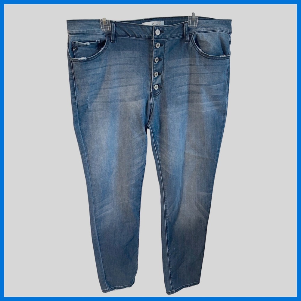 KanCan Distressed Button Fly Jeans‎ Medium Wash Mid Rise Plus Sz. 2XL